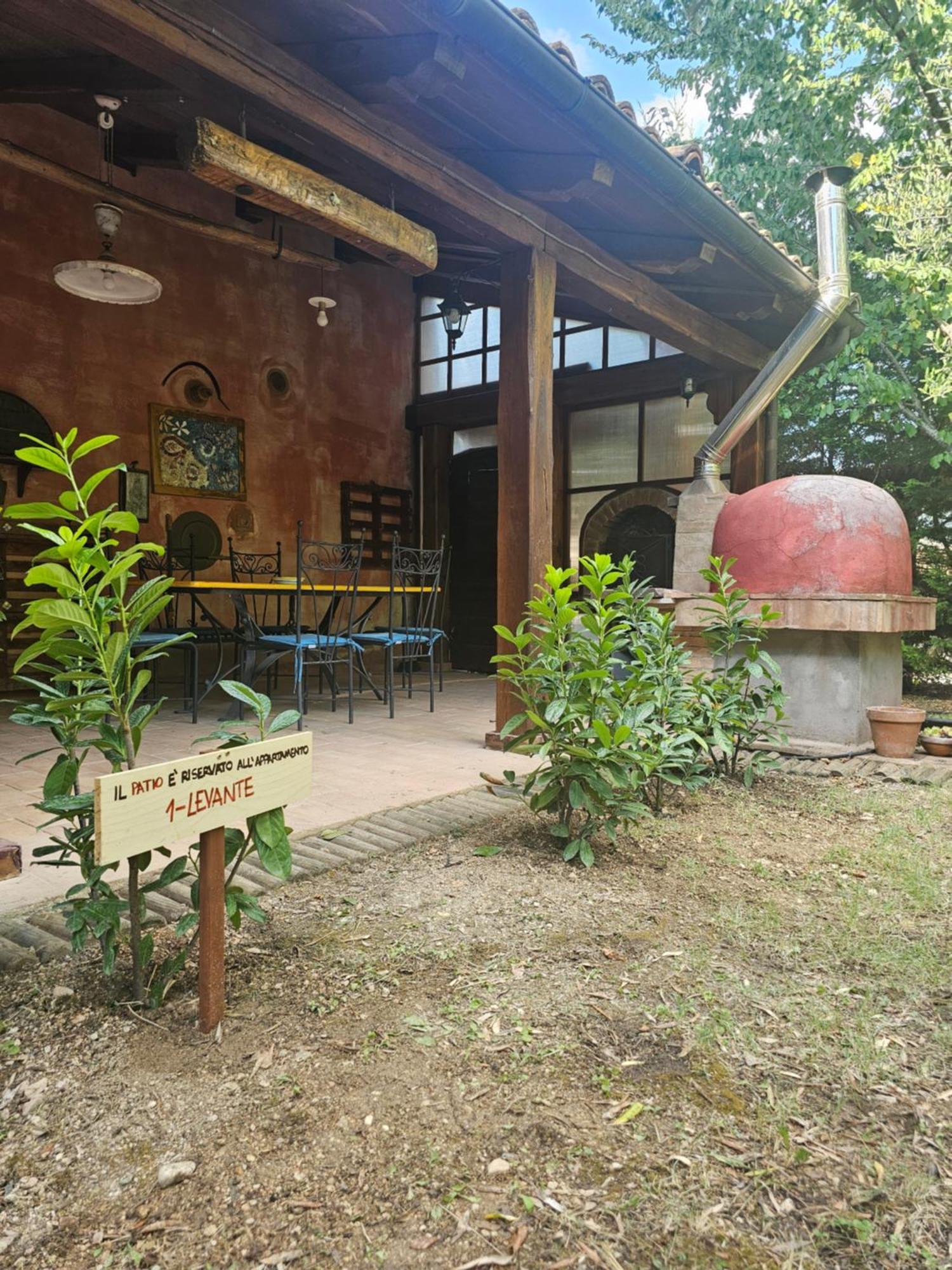 La Rosa Dei Venti - Country House Fossato di Vico Exteriér fotografie